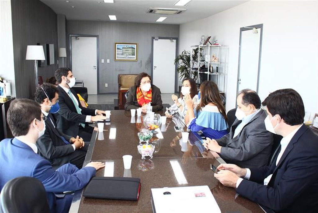 MP realiza reunião com procuradores do Município de Salvador para discutir ações de transporte e mobilidade social